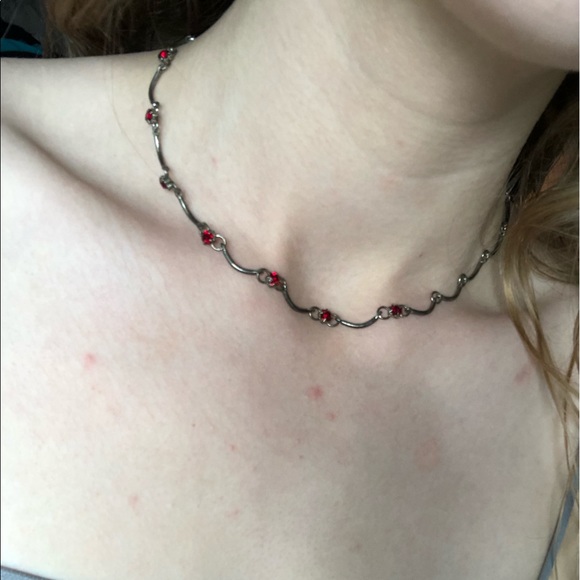 FREE over $25 red gemstone choker - Picture 3 of 7